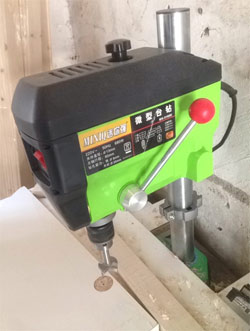 Drilling machine  BG-5168E (680W, 4500rpm, 13mm chuck)