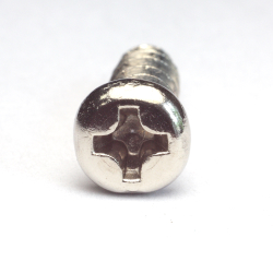 Screw 4x12mm round head nickel plated